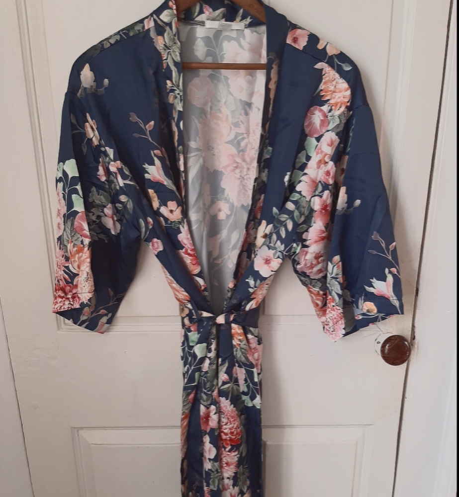 Lounge Kimono Robe